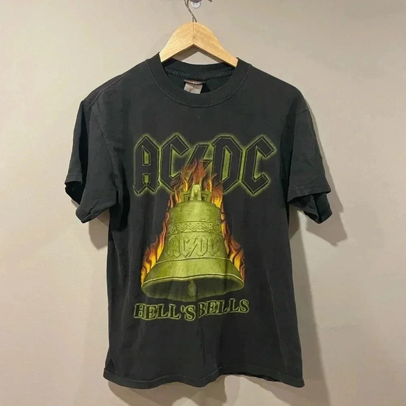 AC/DC 2000-2001 World Tour Concert T-Shirt - Picture 1 of 7